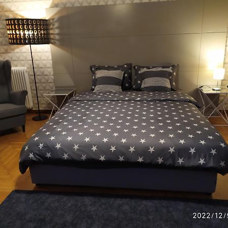 Plaka'S Flat-Near Syntagma Metro Station Apartment Athena Bagian luar foto