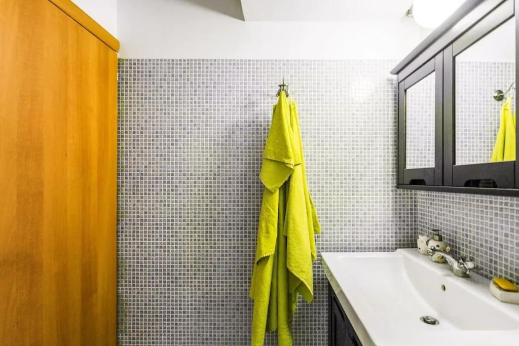 Plaka'S Flat-Near Syntagma Metro Station Apartment Athena Bagian luar foto